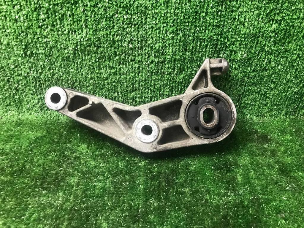 подушка крепления двигателя Opel Corsa D рестайлинг (2010—2011) 2010, 1.4i Z14XEP, 9227883 - фото №1