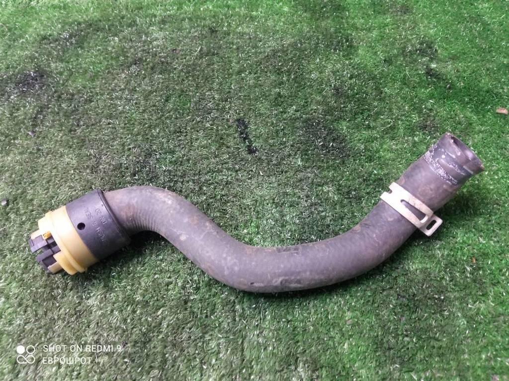 патрубок отопителя (печки) Opel Astra H рестайлинг (2006—2014) 2012, 1.3CDTI Z13DTH, 13128922 - фото №1