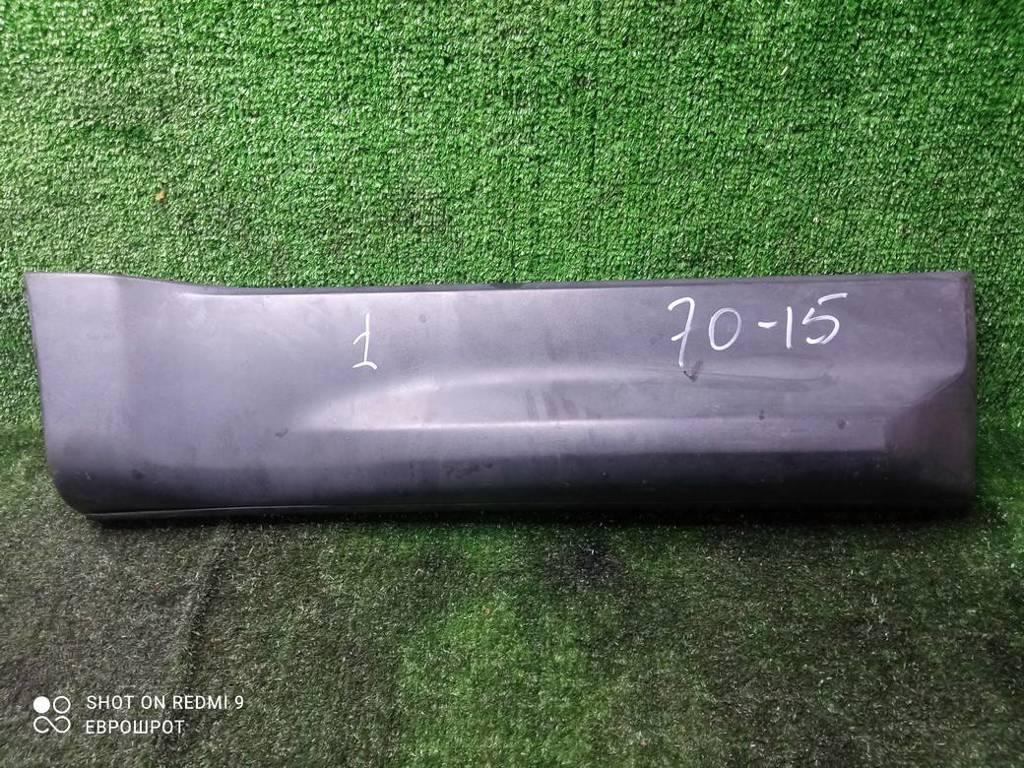 накладка двери (крышки) багажника Land Rover Range Rover Sport I (2005—2009) 2008, DGP000221 - фото №1