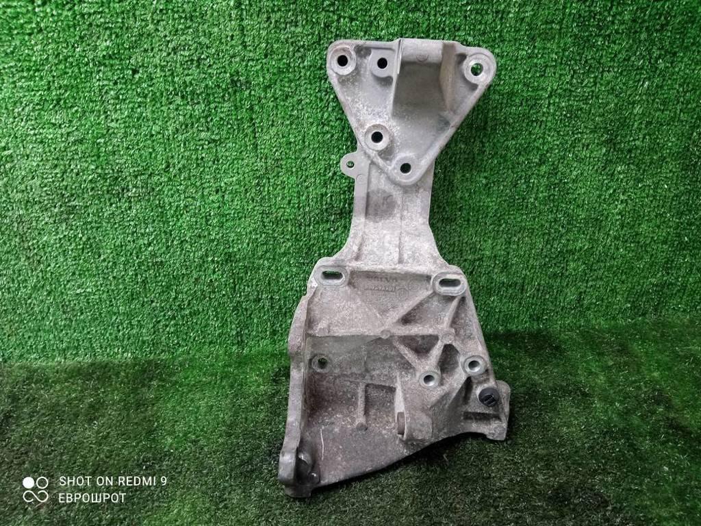кронштейн гидроусилителя Ford S-Max I (2006—2010) 2009, 2.5T HUWA*, 30757329 - фото №1
