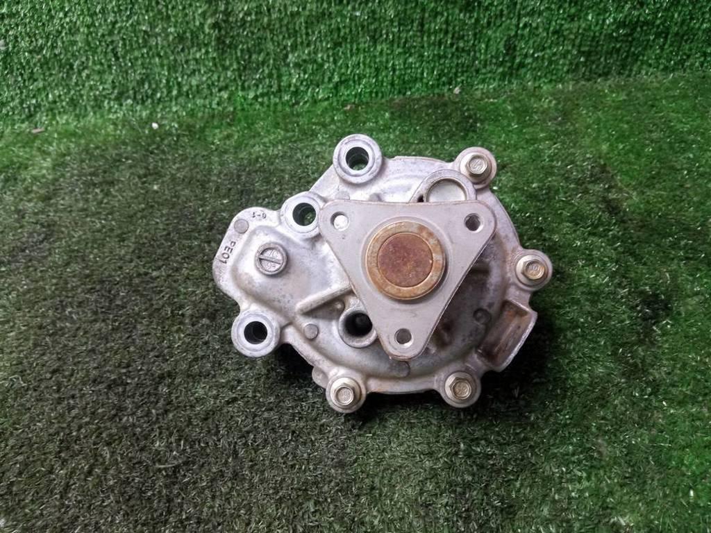 помпа Mazda 6 GJ (2012—2015) 2013, 2.0 Skyactiv PE, PE0115010D - фото №1