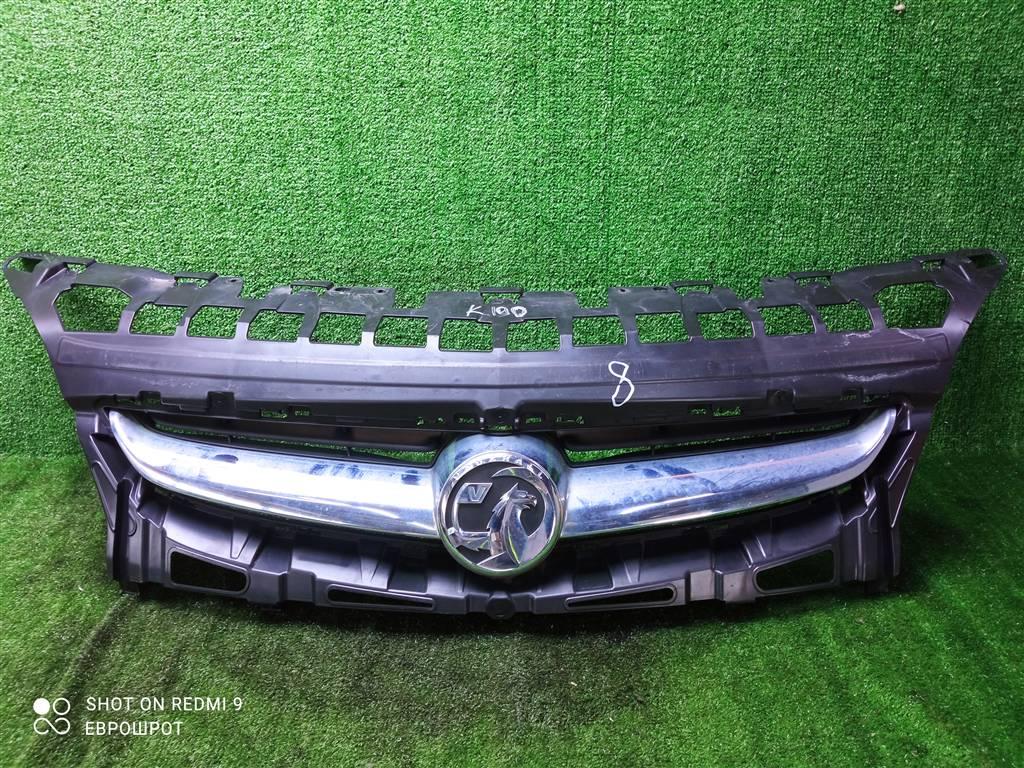 решетка радиатора Opel Astra J рестайлинг (2012—2018) 2010, 1.6i A16XER, 13368851 - фото №1