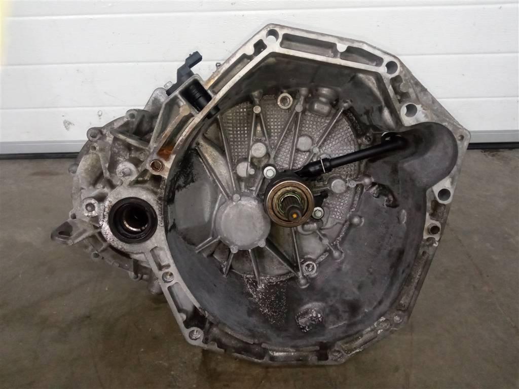 КПП механическая (МКПП) Nissan Qashqai I (2006—2010) 2009, 1.5TD K9K 282, 32010JD50A - фото №1