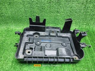 полка аккумулятора Opel Corsa D рестайлинг (2010—2011) 2010, 1.4i Z14XEP, 13235642