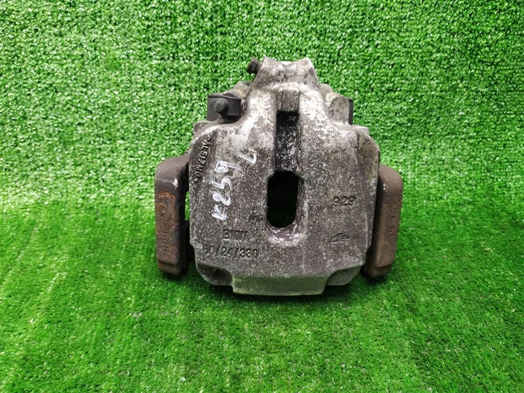 суппорт передний левый BMW 5 серия F10/F11 (2009—2013) 2011, 2.0TD N47D20C, 34116791919 - фото №1