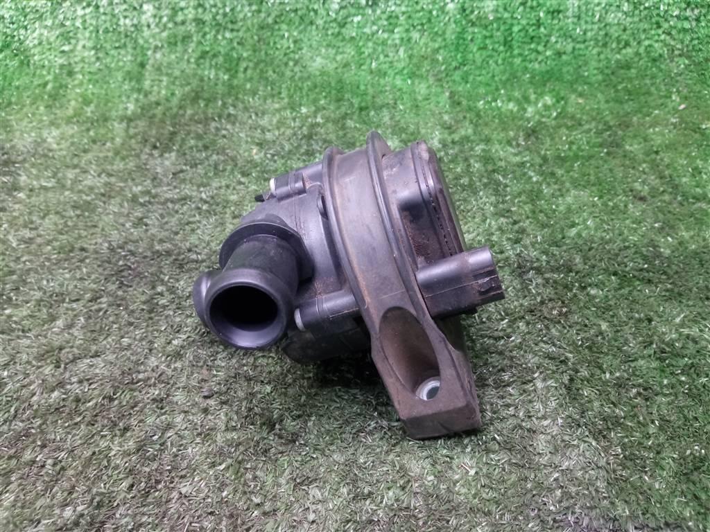 помпа Volkswagen Golf Mk7 (2012—2017) 2013, 1.2TSI CJZA, 5G0965567A - фото №1