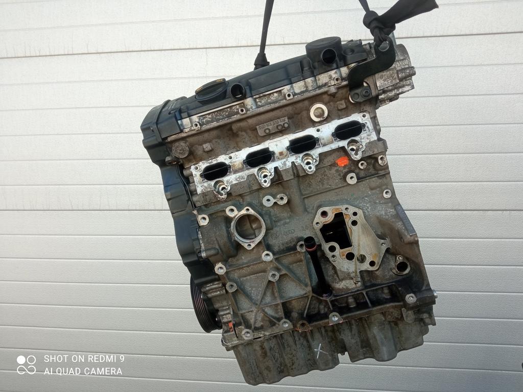 двигатель Volkswagen Passat B6 (2005—2010) 2008, 2.0FSI BVY 077119, 06F100035A - фото №1