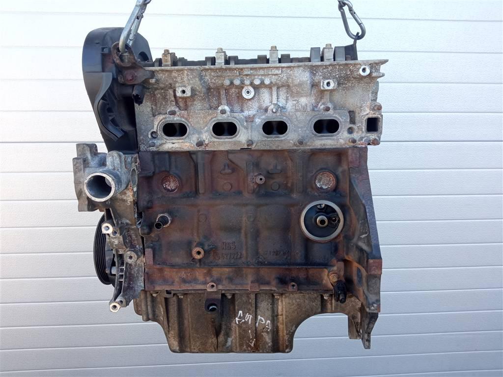 двигатель Opel Zafira B рестайлинг (2008—2014) 2010, 1.6i Z16XE1, 93191971 - фото №1