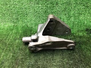 кронштейн КПП Chevrolet Captiva I (2006—2011) 2010, 2.2TD  A22DM, 4818087