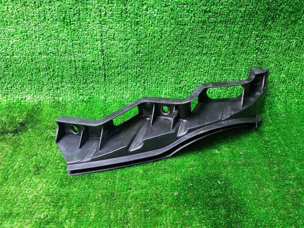 Крепление бампера переднего Volkswagen Passat B6 (2005—2010) 2008, 2.0TD CBAB, 3C0807890 - фото №1