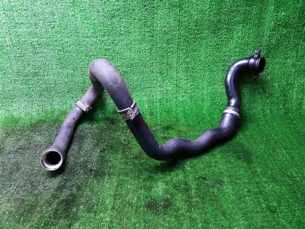 патрубок интеркулера Opel Corsa D рестайлинг (2010—2011) 2010, 1.3TD Z13DTH, 55559259 - фото №1