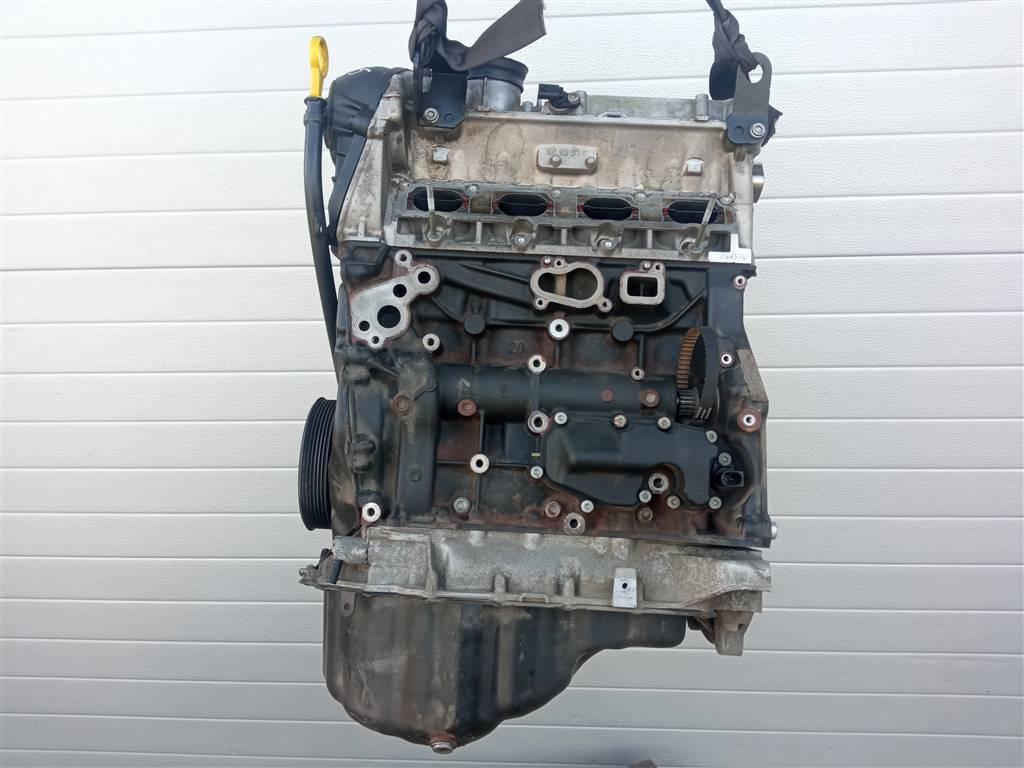 двигатель Audi A5 I рестайлинг (2011—2016) 2013, 2.0TFSI CDN 113820, 06H100033D - фото №1