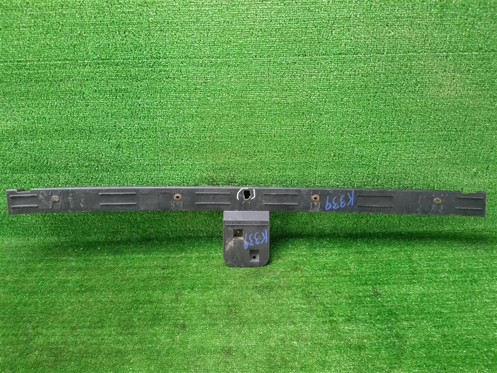 Крепление бампера заднего Ford Focus II рестайлинг (2007—2011) 2010, 4M51A17B861AE - фото №1