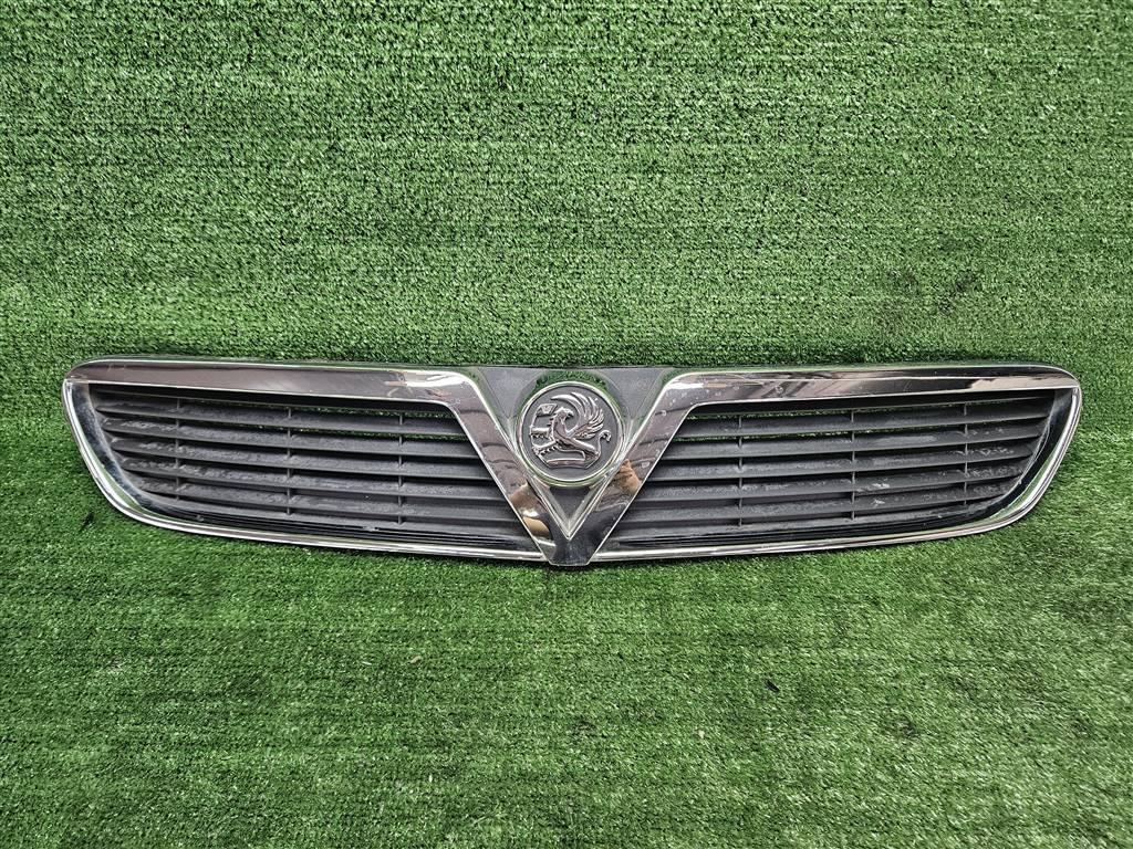 решетка радиатора Opel Vectra C (2002—2005) 2003, 13106814 - фото №1
