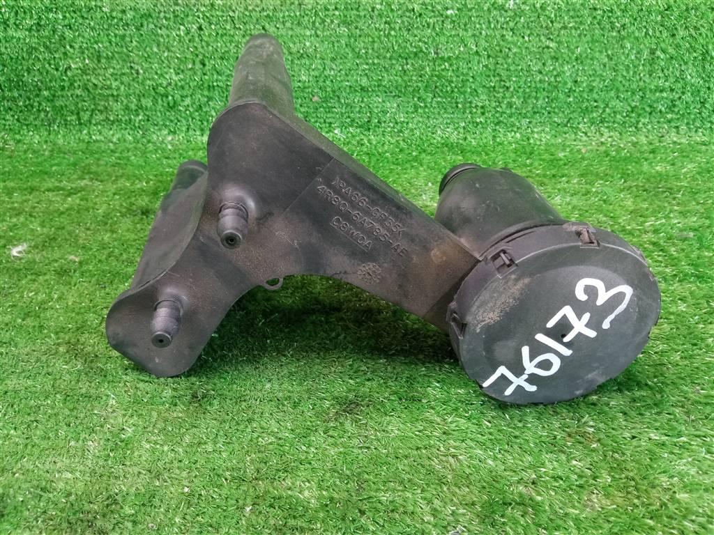 маслоотделитель (сапун) Land Rover Discovery III (2004—2009) 2008, 2.7TD 276TDV6, 4R8Q6A785AE - фото №1