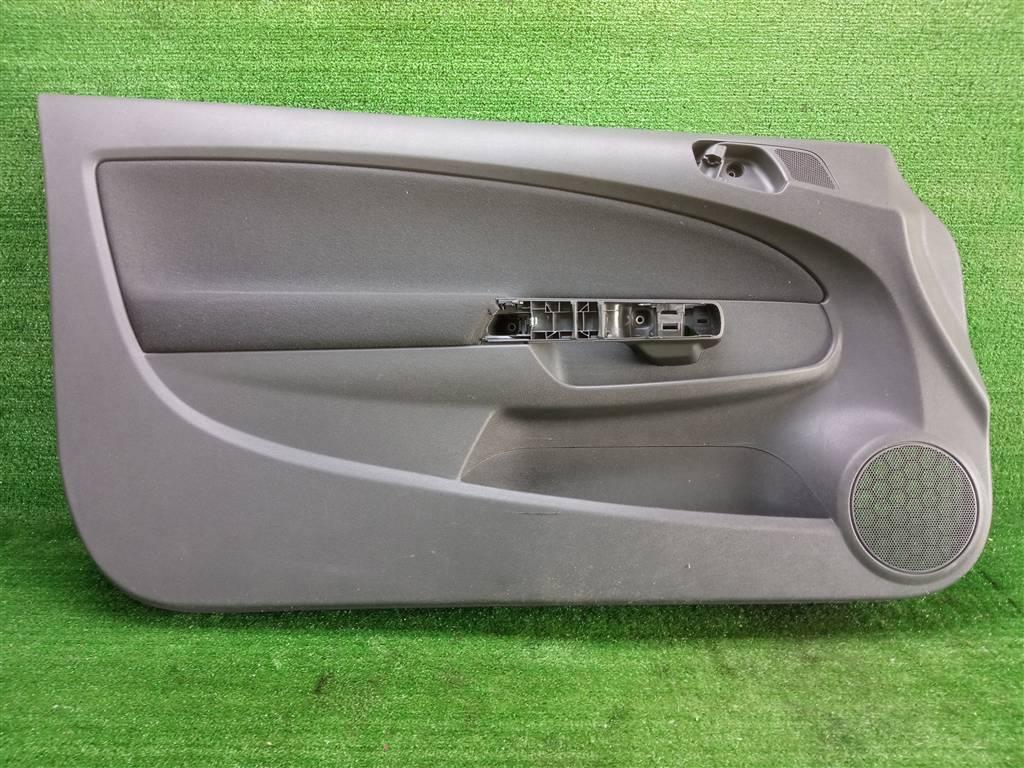 обшивка двери передняя левая Opel Corsa D (2006—2010) 2009, 1.4i Z14XEP, 13232890 - фото №1