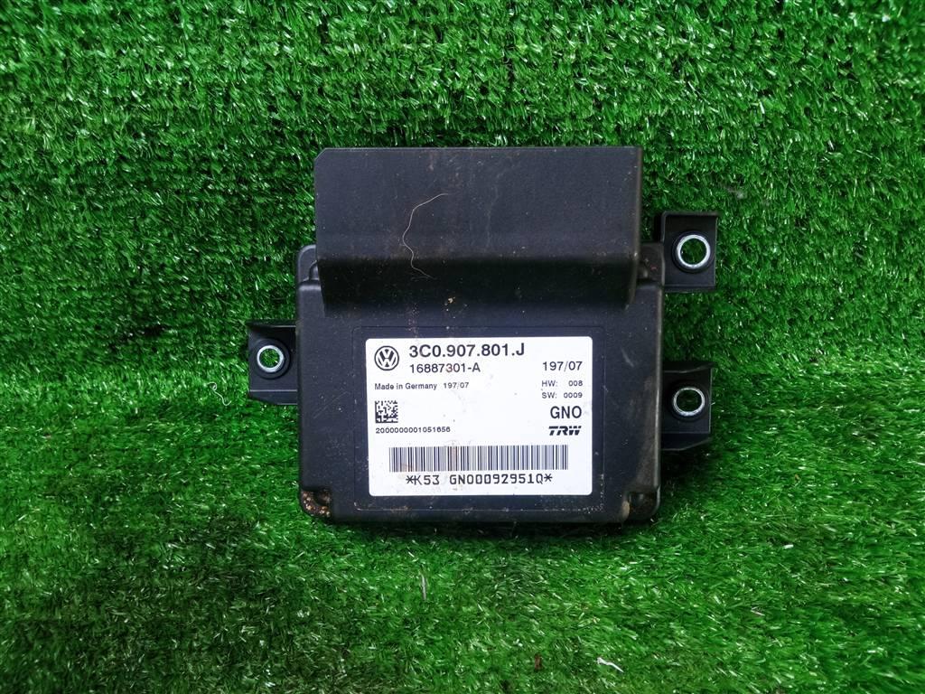 блок управления ручником Volkswagen Passat B6 (2005—2010) 2008, 1.8TSI BZB, 3C0907801J - фото №1