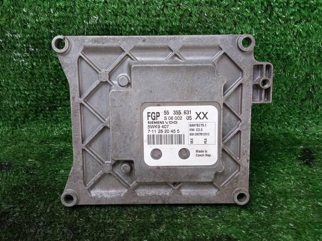 блок управления двигателем Opel Astra H рестайлинг (2006—2014) 2012, 1.8i Z18XER, 55355631 - фото №1