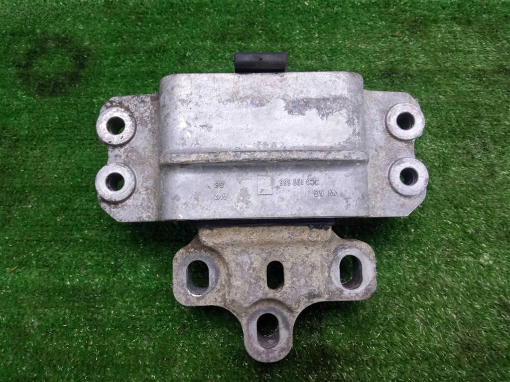 подушка крепления КПП Volkswagen Passat B6 (2005—2010) 2008, 2.0TD BKP, 3C0199555AA - фото №1