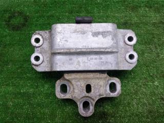 подушка крепления КПП Volkswagen Passat B6 (2005—2010) 2008, 2.0TD BKP, 3C0199555AA