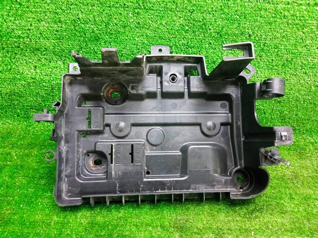 полка аккумулятора Opel Corsa D (2006—2010) 2010, 1.4i Z14XEP, 13296473 - фото №1