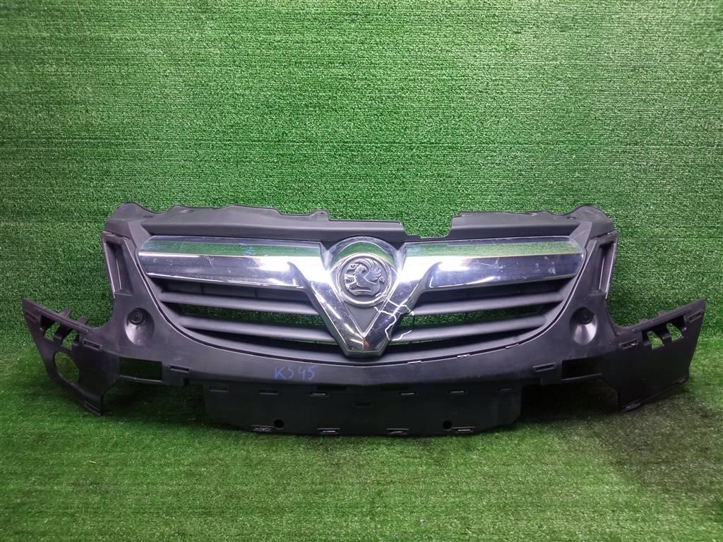 решетка радиатора Opel Corsa D (2006—2010) 2009, 1.4i Z14XEP, 13179940 - фото №1