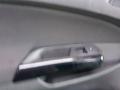 обшивка двери передняя левая Opel Corsa D (2006—2010) 2009, 1.4i Z14XEP, 13232890 - фото №6