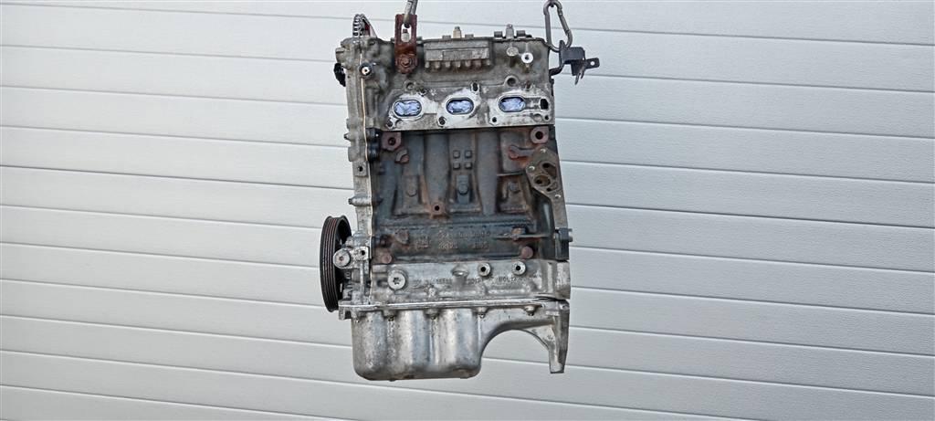 двигатель Opel Corsa D рестайлинг (2010—2011) 2010, 1.0i Z10XEP MB8395, 93185100 - фото №1