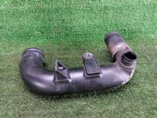 патрубок интеркулера Opel Corsa D рестайлинг (2010—2011) 2010, 1.3TD Z13DTJ, 55557415
