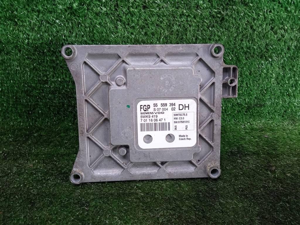 блок управления двигателем Opel Astra H рестайлинг (2006—2014) 2012, 1.6i Z16XER, 55559394 - фото №1