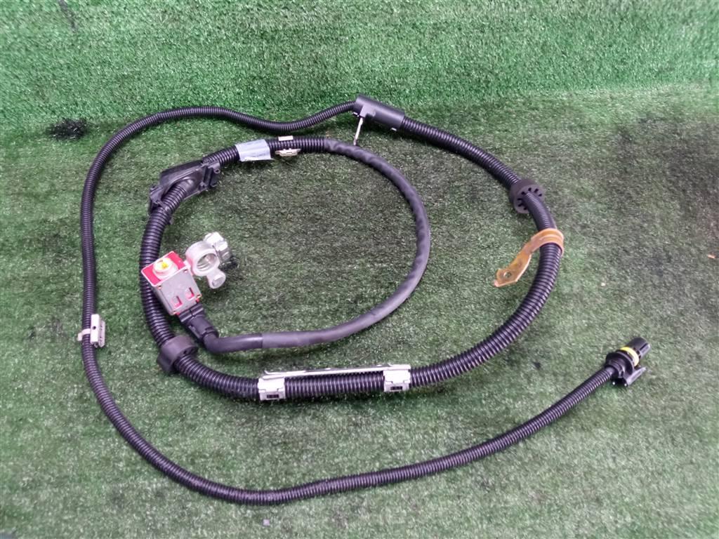клемма аккумулятора плюс Mercedes-Benz CLS-Класс C218/X218 (2010—2014) 2013, 2.2TD 651.924, 2124405413 - фото №1