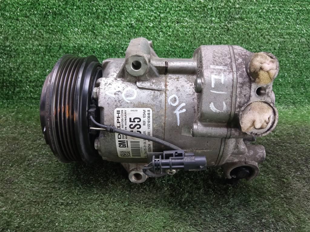 компрессор кондиционера Opel Astra J (2009—2012) 2010, 1.4T A14NET, 13335256 - фото №1