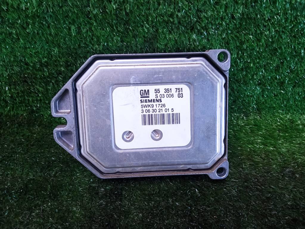 блок управления двигателем Opel Zafira A рестайлинг (2003—2006) 2004, 1.8i Z18XE, 55351751 - фото №1
