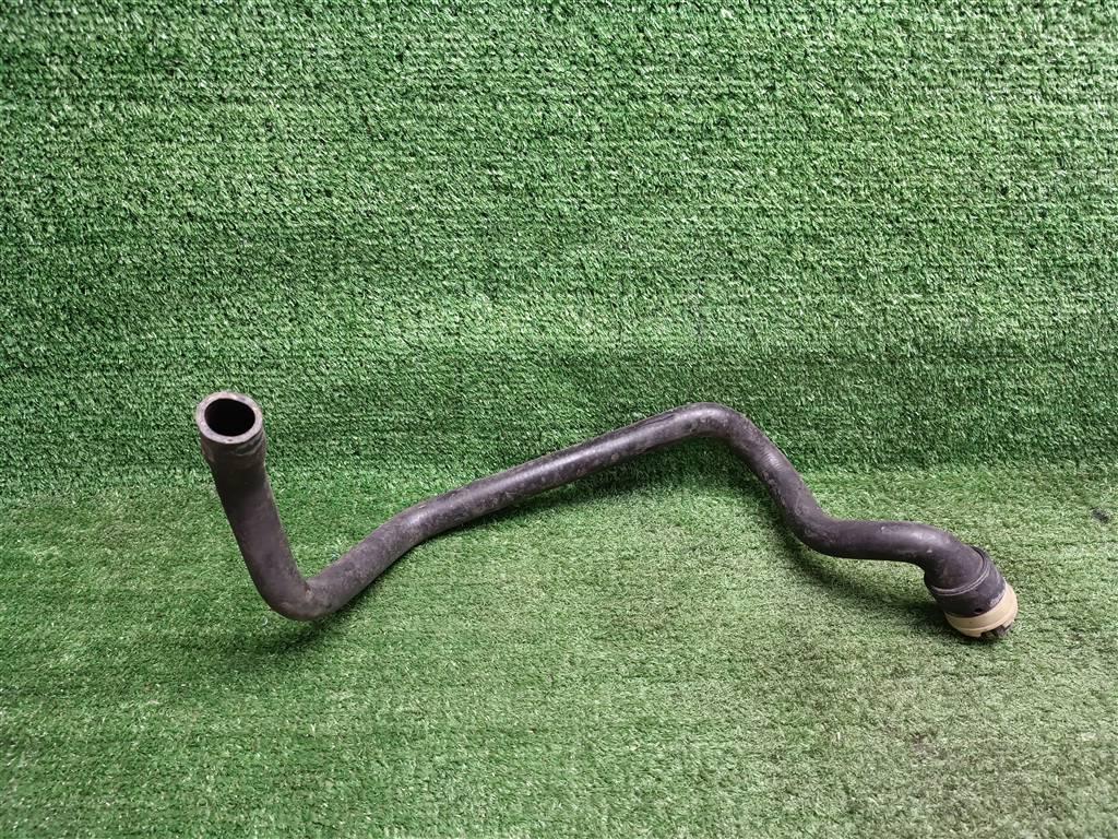 патрубок отопителя (печки) Opel Astra H рестайлинг (2006—2014) 2012, 1.4i Z14XEP, 13123421 - фото №1