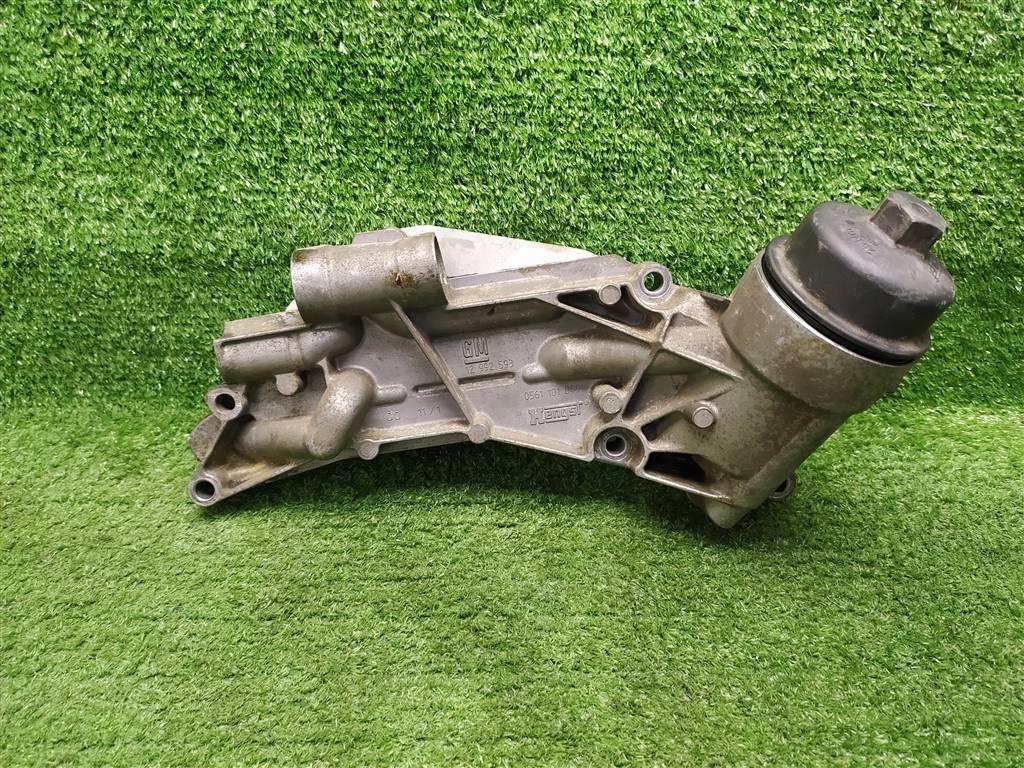 корпус масляного фильтра Opel Zafira B рестайлинг (2008—2014) 2010, 1.6i A16XER, 12992593 - фото №1