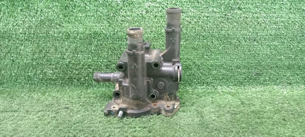 корпус термостата Opel Astra H рестайлинг (2006—2014) 2012, 1.8i Z18XER, 12992383 - фото №1