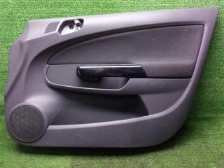 обшивка двери передняя правая Opel Corsa D (2006—2010) 2009, 1.4i Z14XEP, 13232903