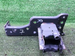 кронштейн переднего бампера Opel Corsa D (2006—2010) 2010, 1.4i Z14XER, 13191881