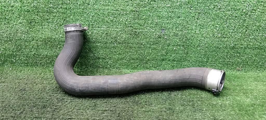 патрубок интеркулера Opel Meriva B (2010—2014) 2012, 1.4T A14NET, 13267228 - фото №1
