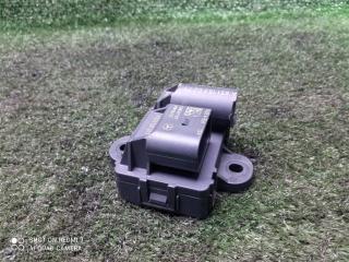 реле накала свечей Mercedes-Benz C-Класс W204/S204 (2006—2011) 2010, 2.2TD 651.913, 6511530279
