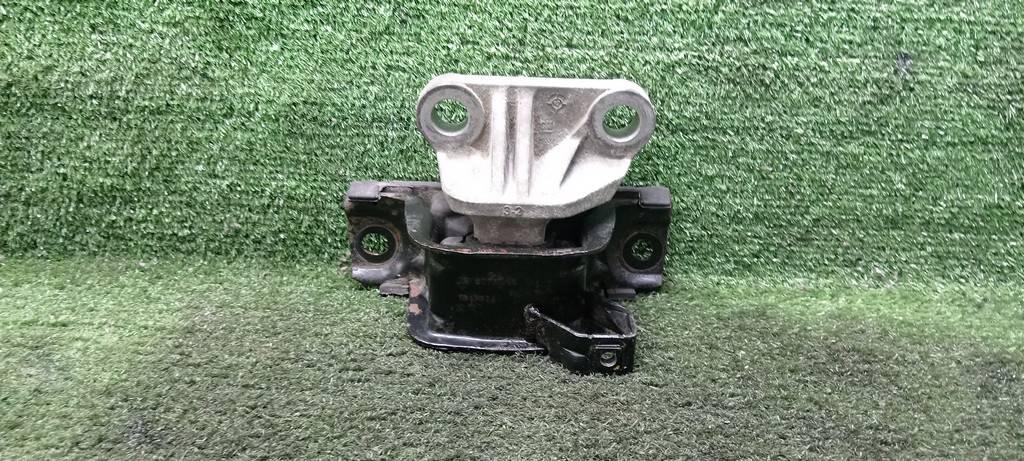 подушка крепления двигателя Opel Corsa D рестайлинг (2010—2011) 2012, 1.2i A12XER, 13130745 - фото №1