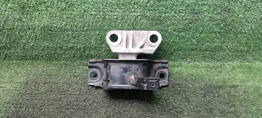 подушка крепления двигателя Opel Corsa D рестайлинг (2010—2011) 2010, 1.4i A14XER, 13190881 - фото №1