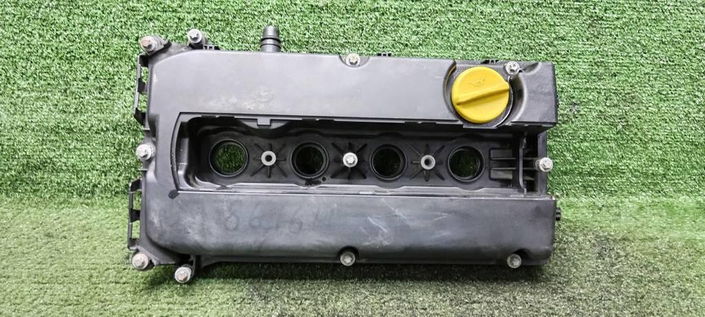 клапанная крышка Opel Astra H рестайлинг (2006—2014) 2012, 1.8i Z18XER, 55564395 - фото №1