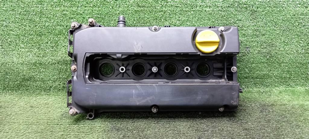 клапанная крышка Opel Astra H рестайлинг (2006—2014) 2012, 1.8i Z18XER, 55564395 - фото №1