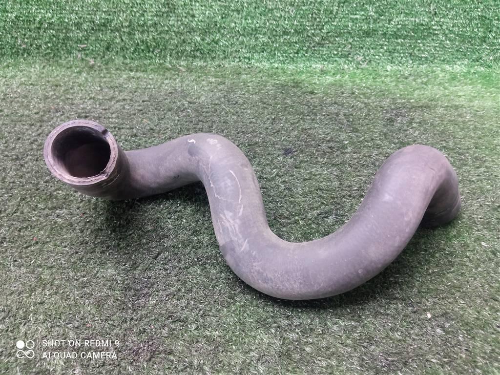 патрубок радиатора Ford Focus II рестайлинг (2007—2011) 2010, 1.6i HXDA, 3M5H8286XE - фото №1