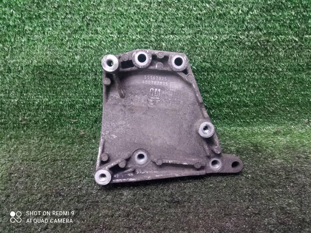 кронштейн компрессора кондиционера Opel Corsa D (2006—2010) 2010, 1.3 CDTI Z13DTH, 55567925 - фото №1