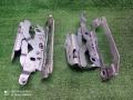 петля капота Mercedes-Benz C-Класс W204/S204 (2006—2011) 2010, 2.2TD 651.913, 2048800728 - фото №2