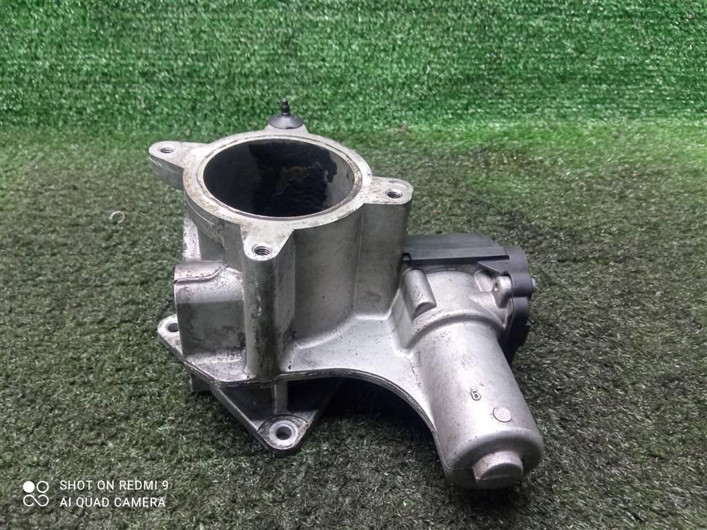 клапан EGR Volkswagen Transporter T5 (2003—2009) 2007, 2.5TD BNZ, 076131501B - фото №1
