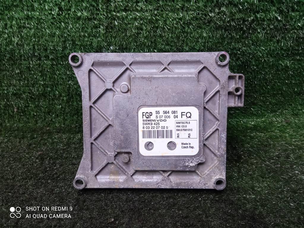 блок управления двигателем Opel Astra H рестайлинг (2006—2014) 2012, 1.8i Z18XER, 55564081 - фото №1