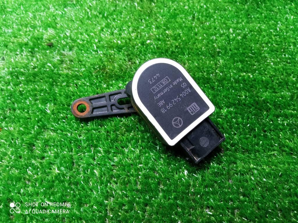 датчик дорожного просвета Mercedes-Benz C-Класс W204/S204 (2006—2011) 2010, 2.2TD 651.913, 0045429918 - фото №1